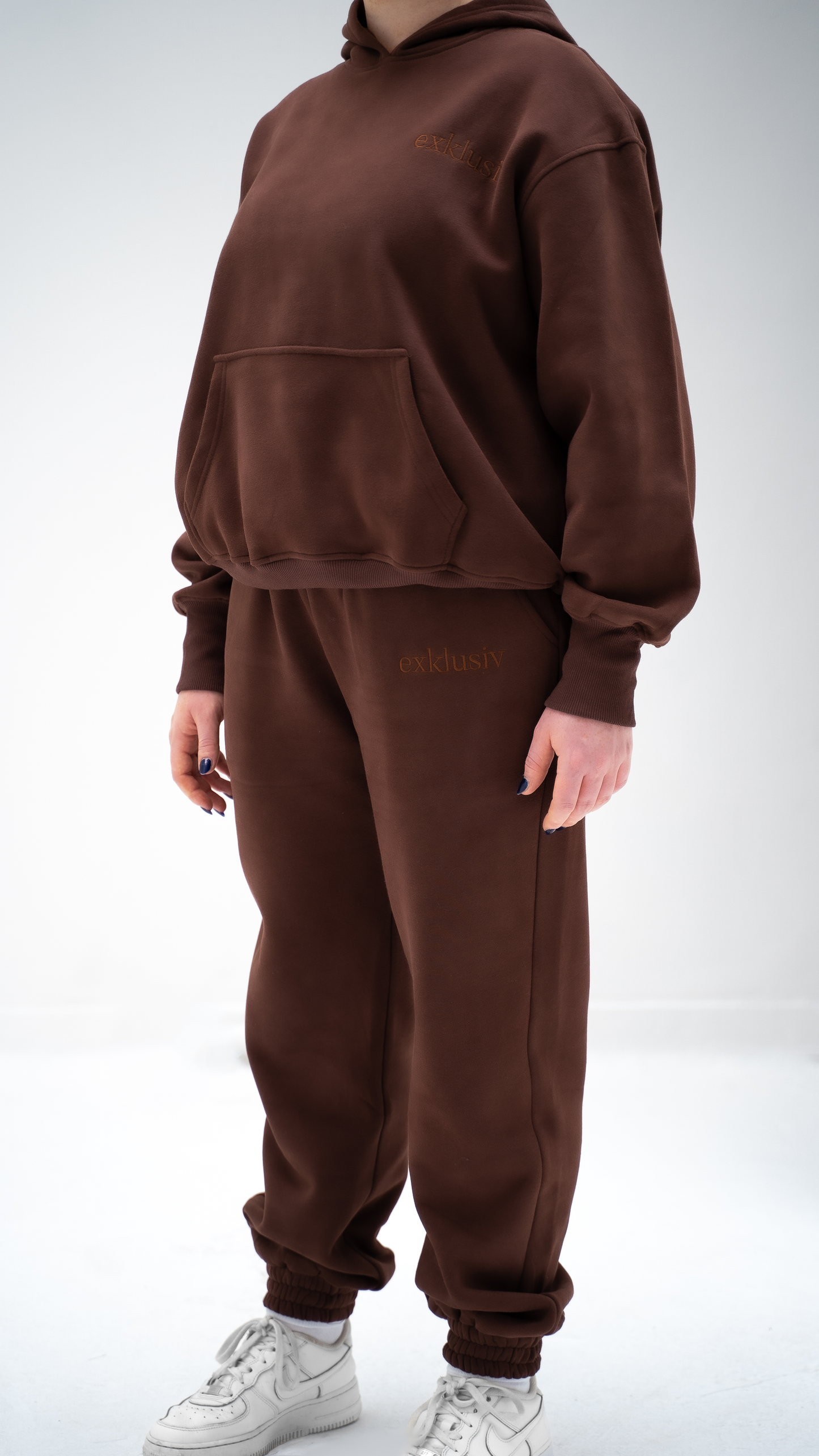 exklusiv brown chocolate tracksuit bottoms thick cuffed joggers women loungewear comfortable essential streetwear relaxed fit elasticated waistband